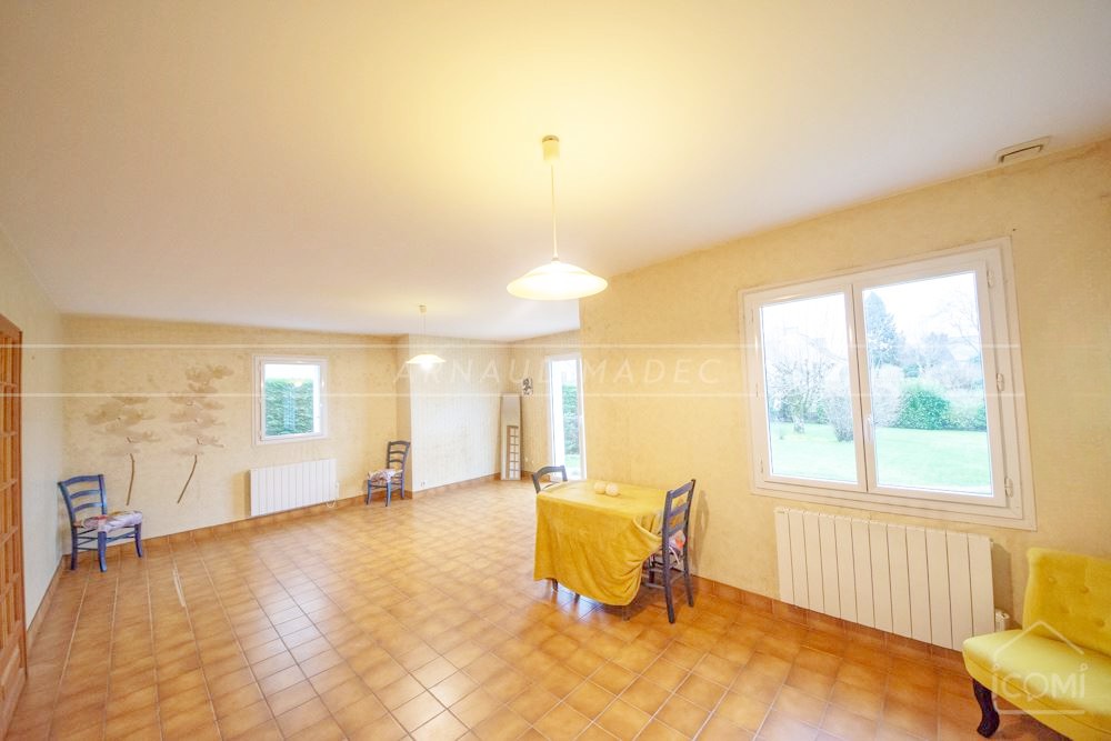 A KERANROUX LANNION PLOUBEZRE - MAISON DE 150 M² - PIECE DE VIE TRIPLE - GARAGE - TERRAIN 1000M² - CALME - RARE photo 5